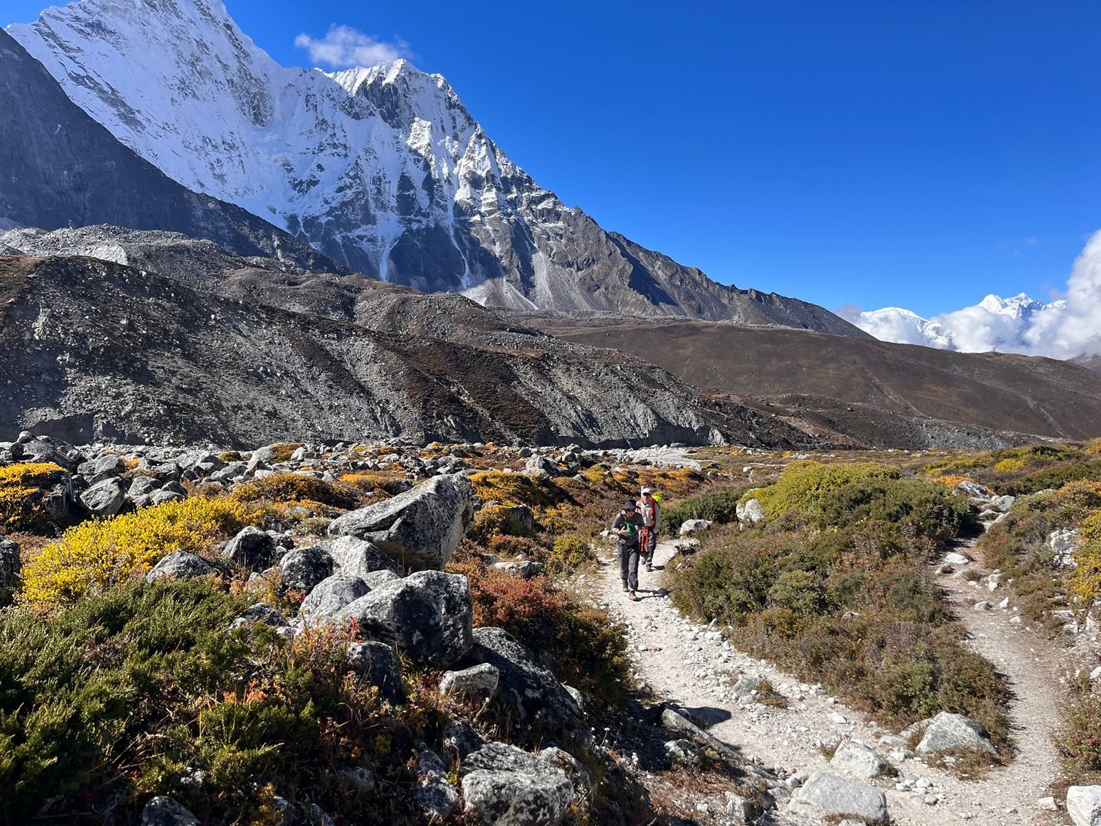 Little Secrets to Make Your Hiking to Everest Base Camp Magical